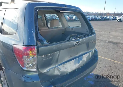 2010 Subaru Forester 2.5X z USA, uszkodzony, nr VIN JF2SH6AC7AH730571